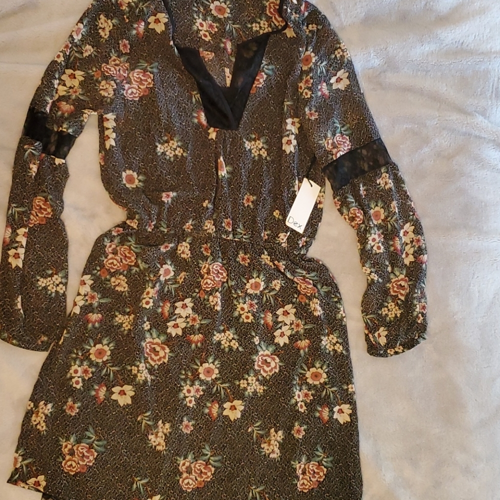 Flower print Dex dress with lace detailing